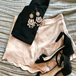 H&M Blush Scallop Hem High Waisted Shorts-Size:4